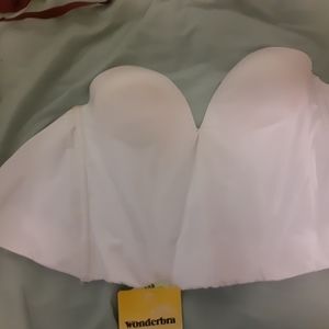 White push up strapless bra